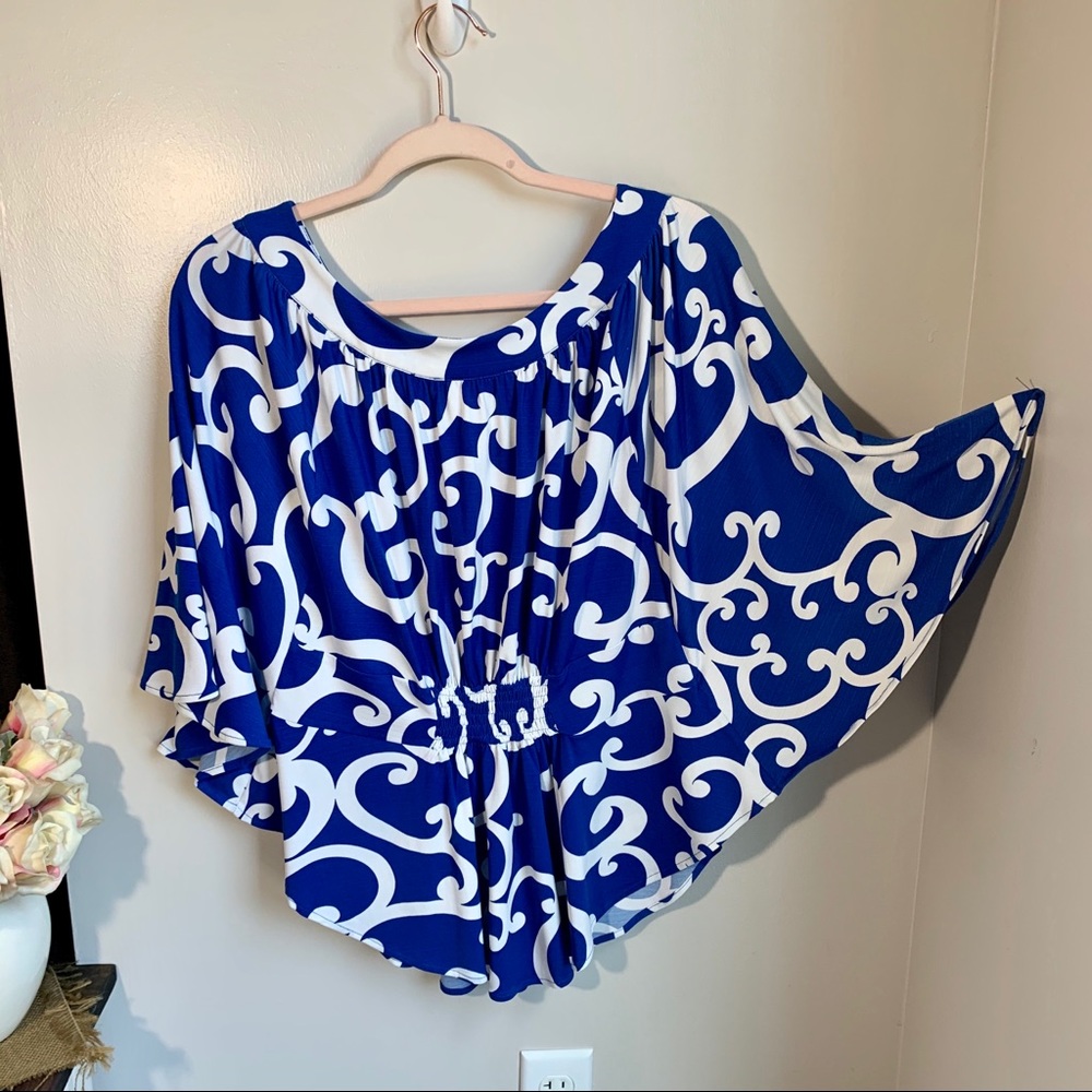 THEME Blue and White Drape Batwing Sleeve Blouse - Picture 5 of 16